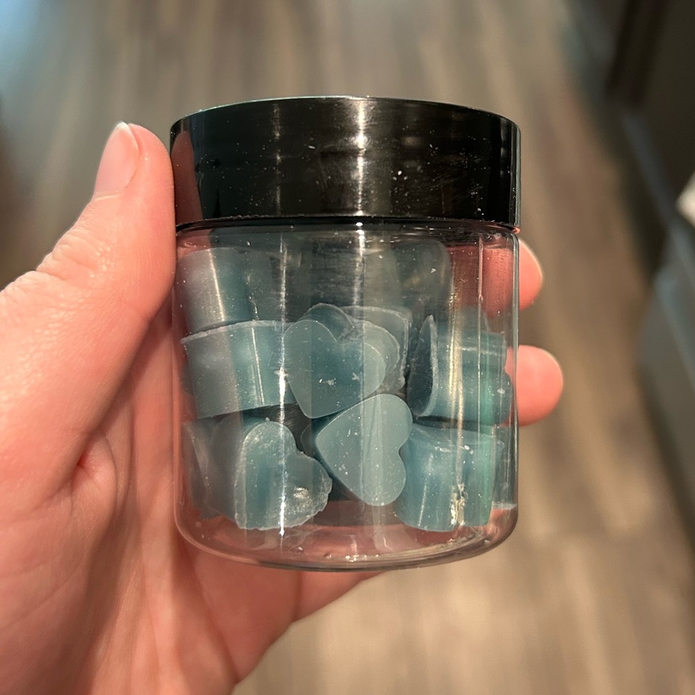 Arctic Air Scented Blue Heart-Shaped Natural Beeswax Melts Handmade